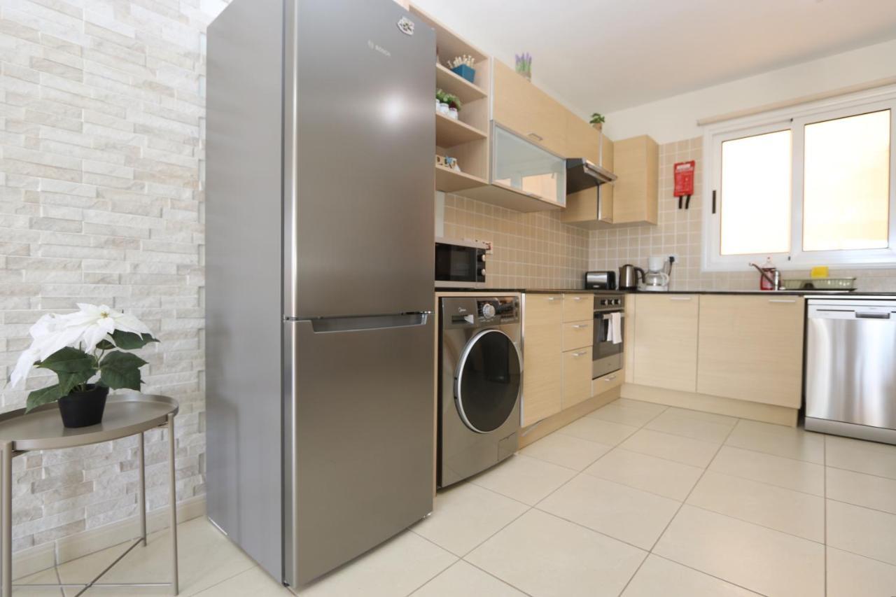 Nissi 3 View Holiday 2 Bedroom Apartment Aya Napa Dış mekan fotoğraf