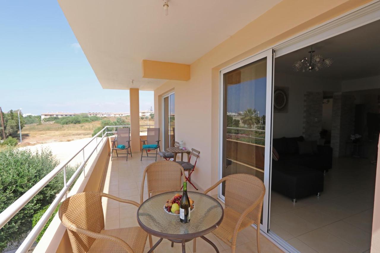 Nissi 3 View Holiday 2 Bedroom Apartment Aya Napa Dış mekan fotoğraf