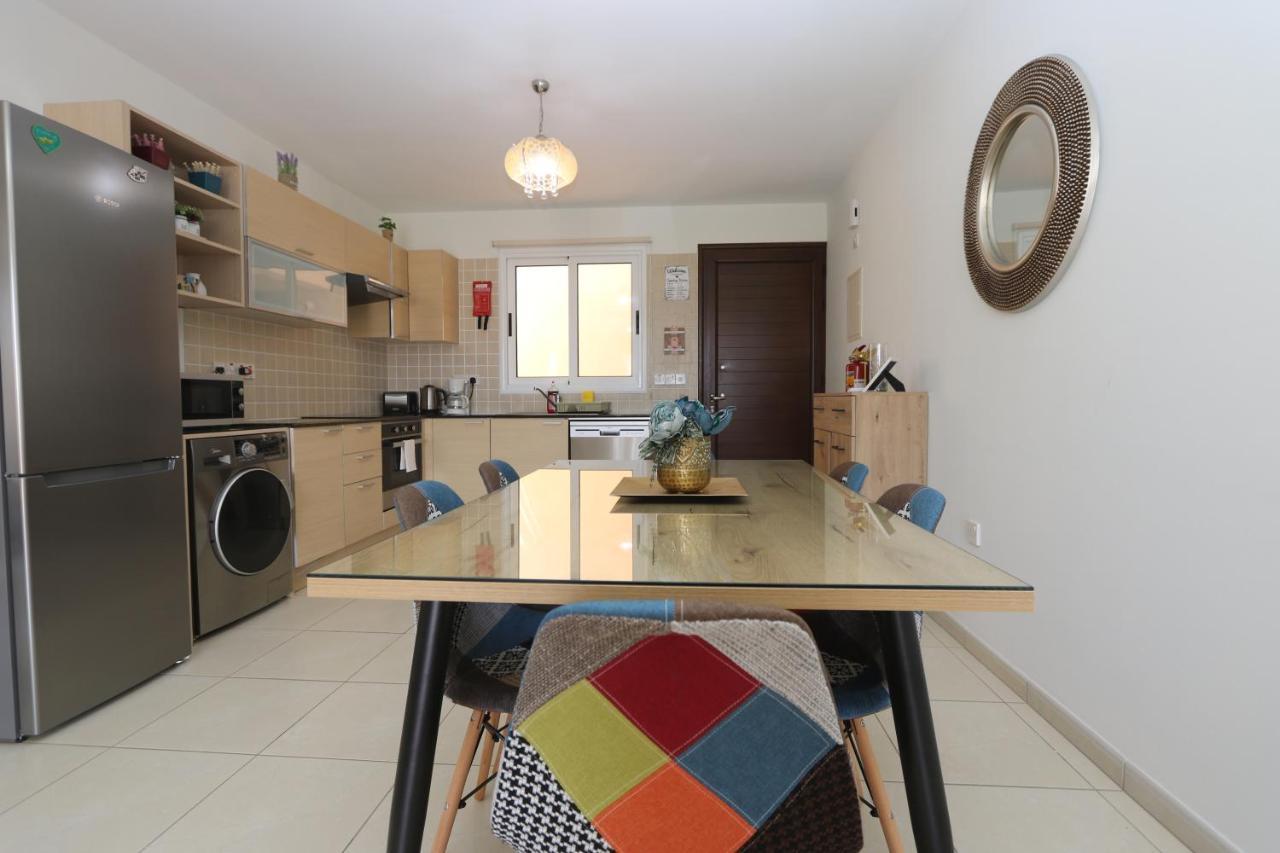 Nissi 3 View Holiday 2 Bedroom Apartment Aya Napa Dış mekan fotoğraf