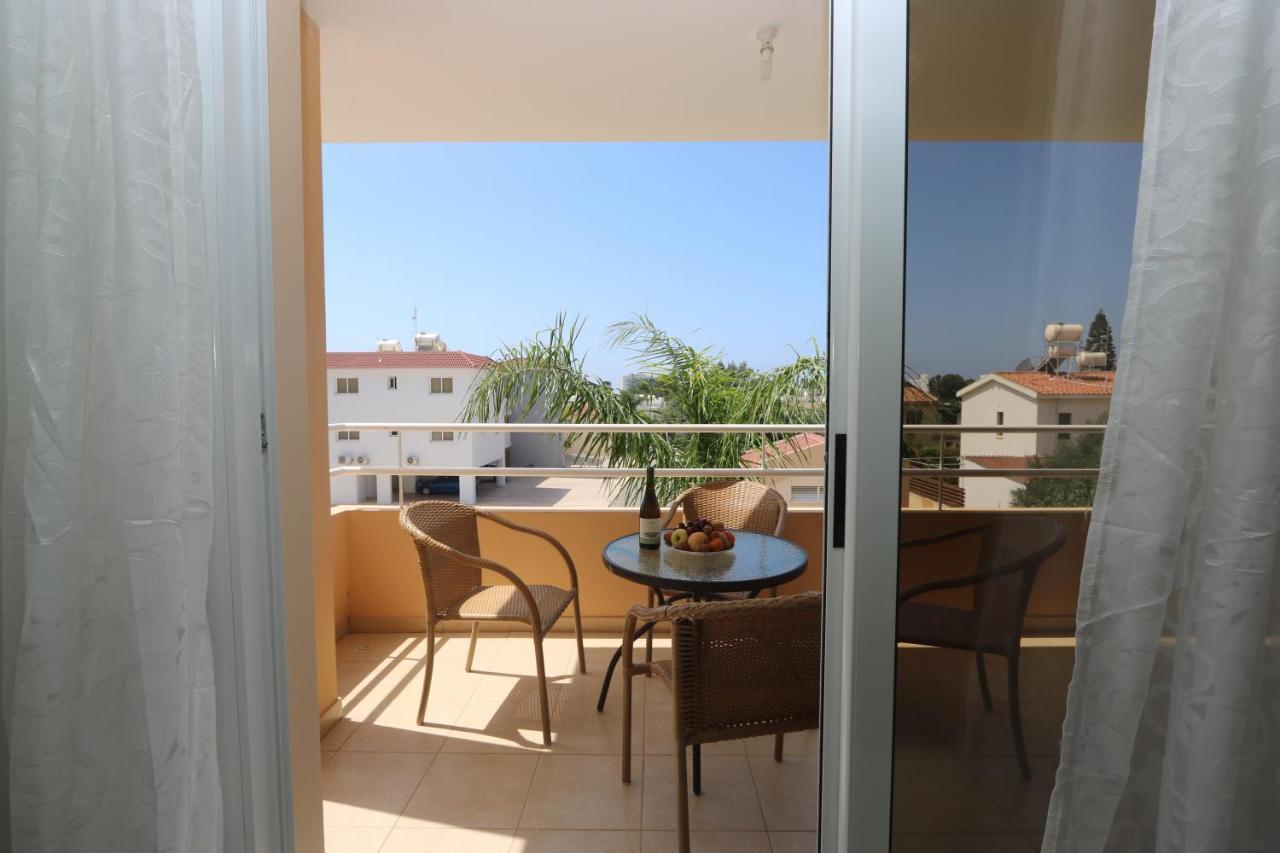 Nissi 3 View Holiday 2 Bedroom Apartment Aya Napa Dış mekan fotoğraf