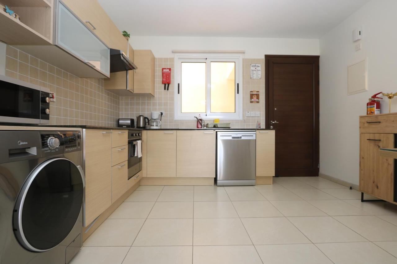 Nissi 3 View Holiday 2 Bedroom Apartment Aya Napa Dış mekan fotoğraf